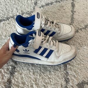 adidas forum sneakers